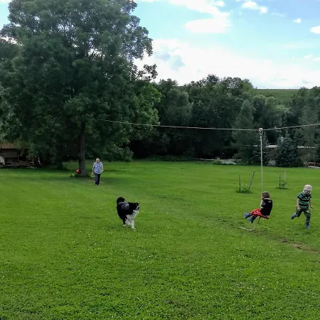 בית נופש Raj *